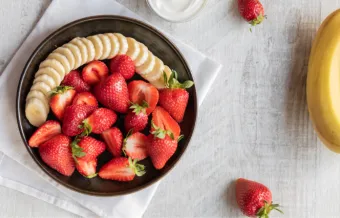 BOWL FRAISE BANANE RHUBARBE AMANDE