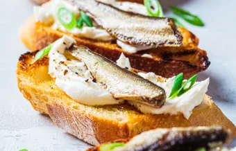 SARDINE AU BEURRE SALÉ BAGUETTE TOASTÉE