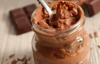 MOUSSE AU CHOCOLAT NOIR LÉGÈRE EN SUCRE