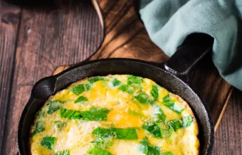 OMELETTE VERTE AUX HERBES